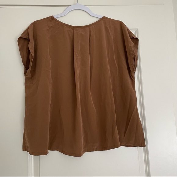 Elizabeth Suzann Josephine Vented Shell In Silk Crepe size M color Moss - Picture 10 of 14